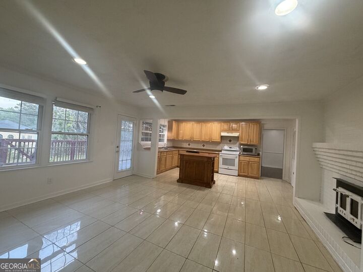 Property Photo:  981 Woodward Park Drive  GA 30024 