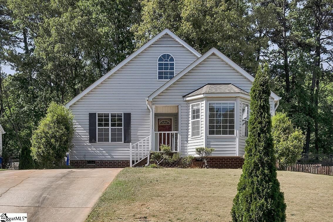 Property Photo: 1028 Summit Drive SC 29609