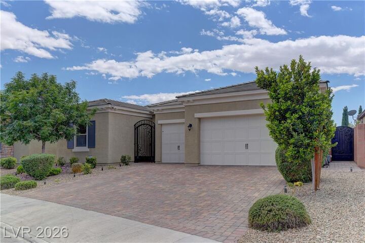 Property Photo:  5967 Yellow Ridge Avenue  NV 89131 