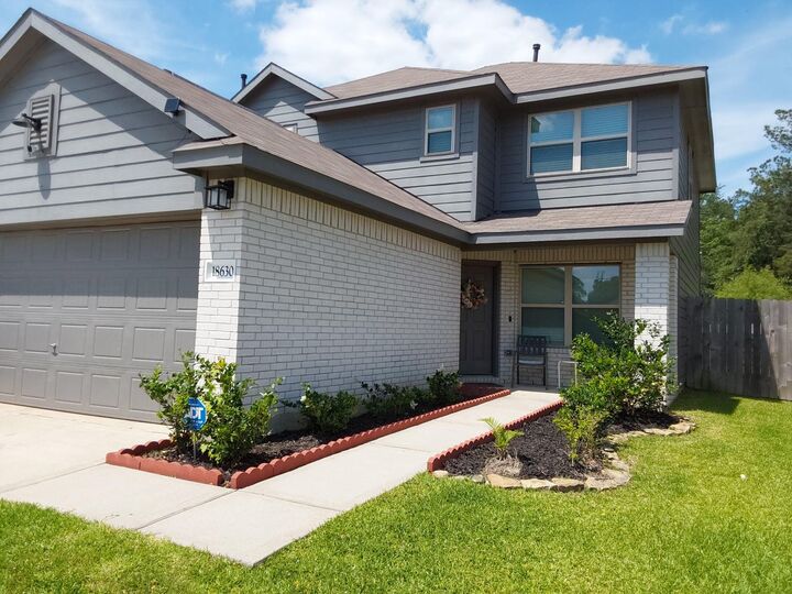Property Photo:  18630 Rosehill Prairie Drive  TX 77357 