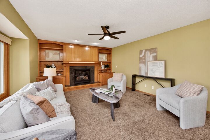 Property Photo:  6101 Sharon Circle  IA 50322 