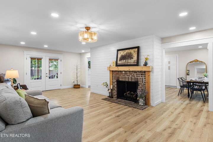 Property Photo:  2307 Chesterfield Drive  TN 37803 
