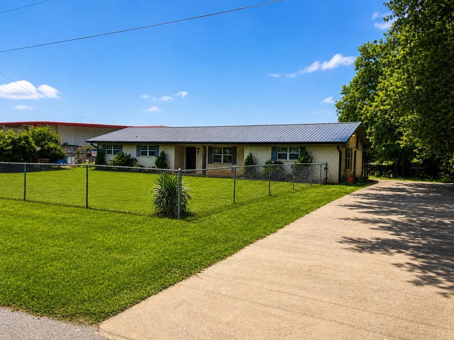 Property Photo: 546 Old San Augustine Hwy TX 75935