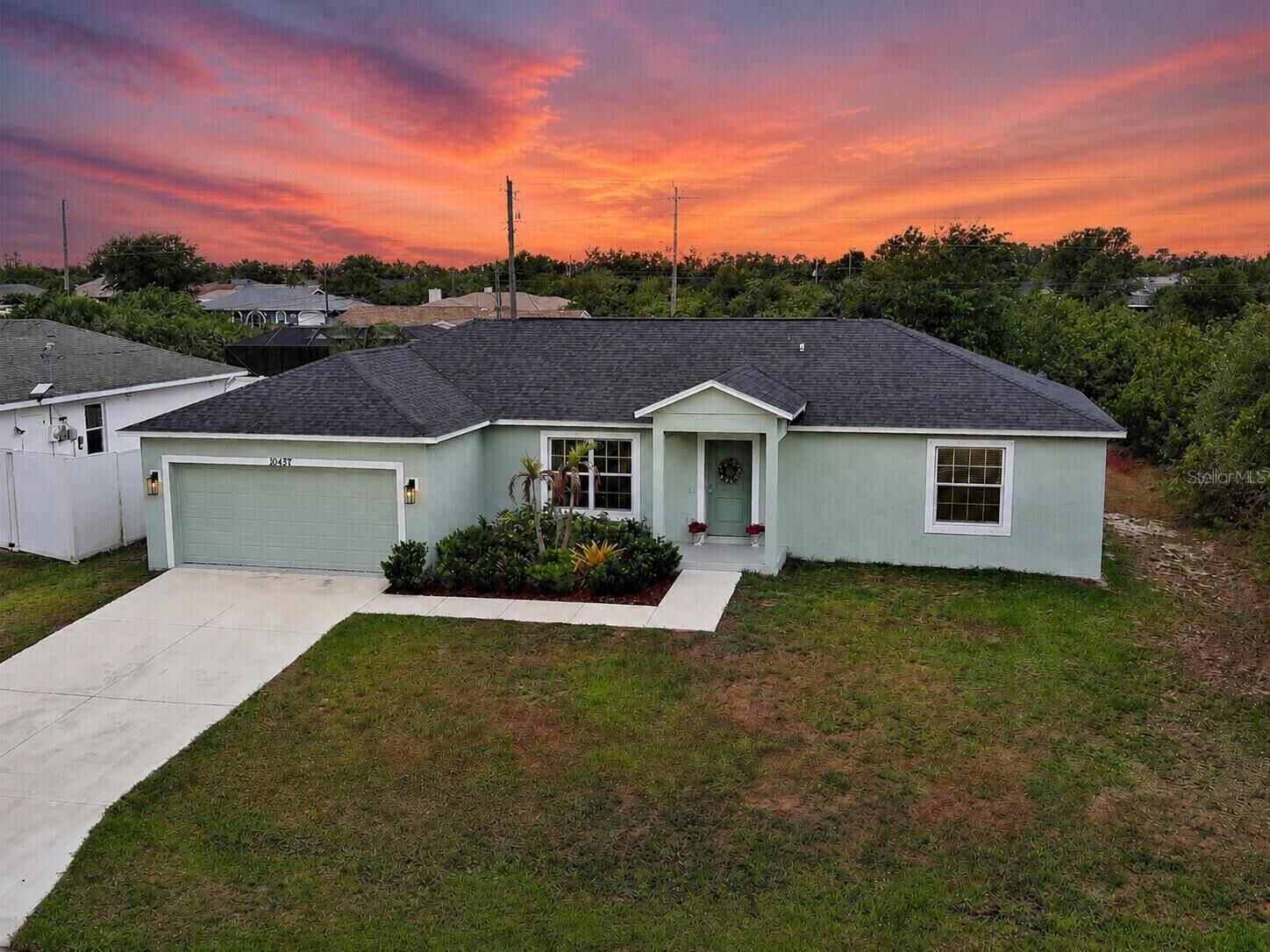 Property Photo:  10437 Grail Avenue  FL 34224 