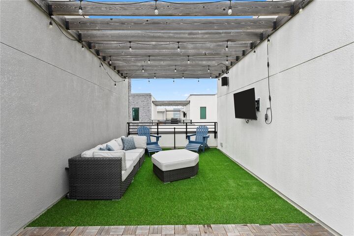 Property Photo:  2511 N Grady Avenue 63  FL 33607 