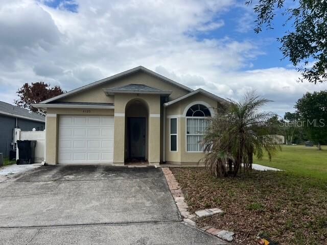 Property Photo:  4125 Hampshire Village Court  FL 32822 