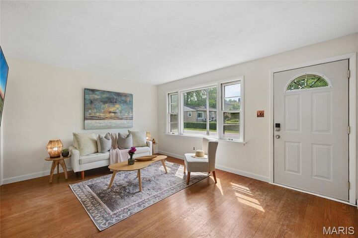 Property Photo:  630 Bell Avenue  MO 63119 