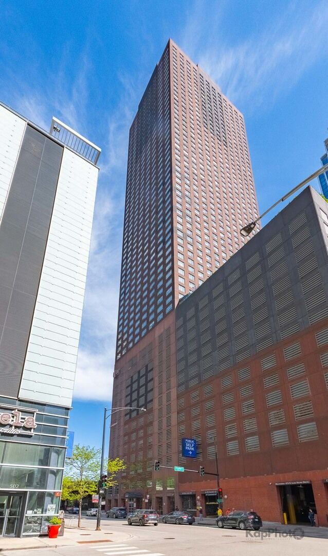 Property Photo:  474 N Lake Shore Drive 5404  IL 60611 