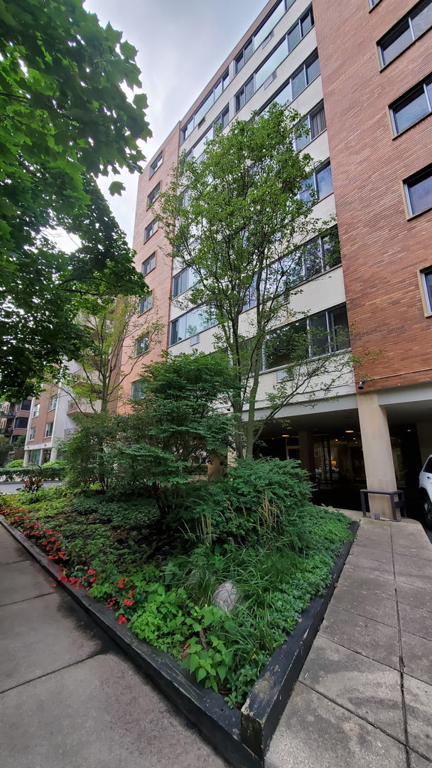 Property Photo:  1516 Hinman Avenue 308  IL 60201 