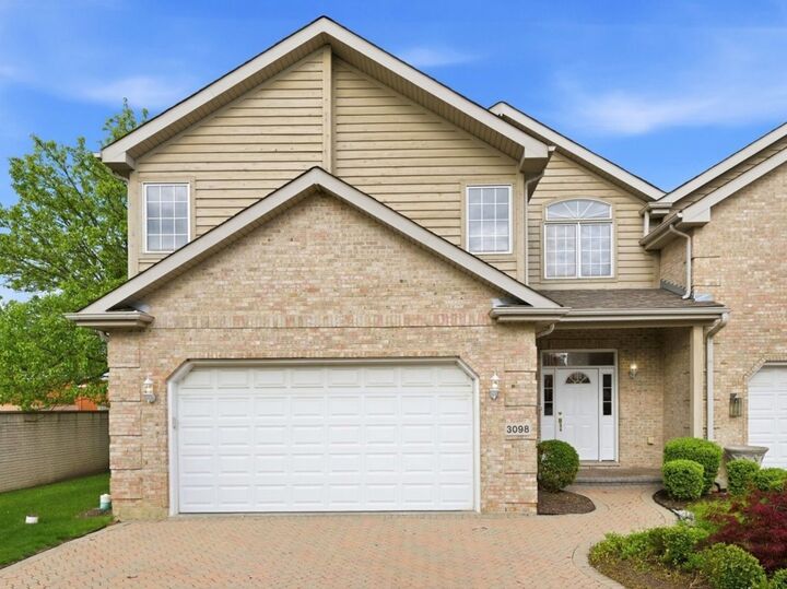 Property Photo:  3098 Rosebrook Circle  IL 60154 