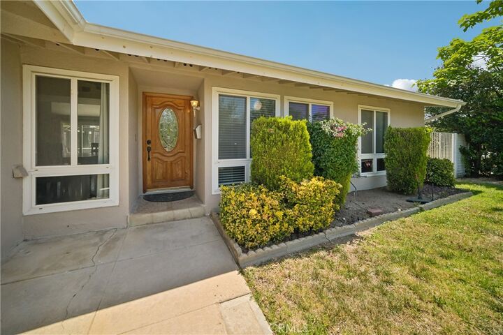 Property Photo:  9518 Ruffner Avenue  CA 91343 