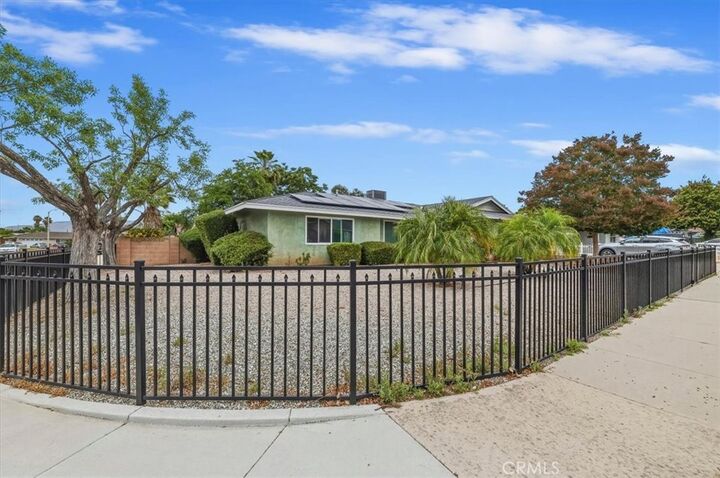 Property Photo: 41168 Torrey Pine Court CA 92544