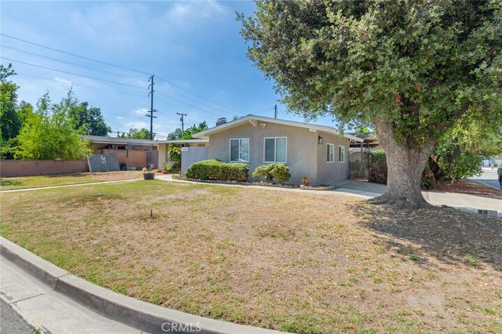 Property Photo:  1765 S Biscayne Court  CA 92804 