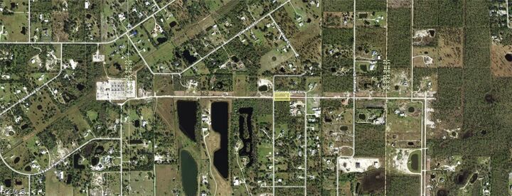 Property Photo:  5246 Grovewood Circle  FL 33982 