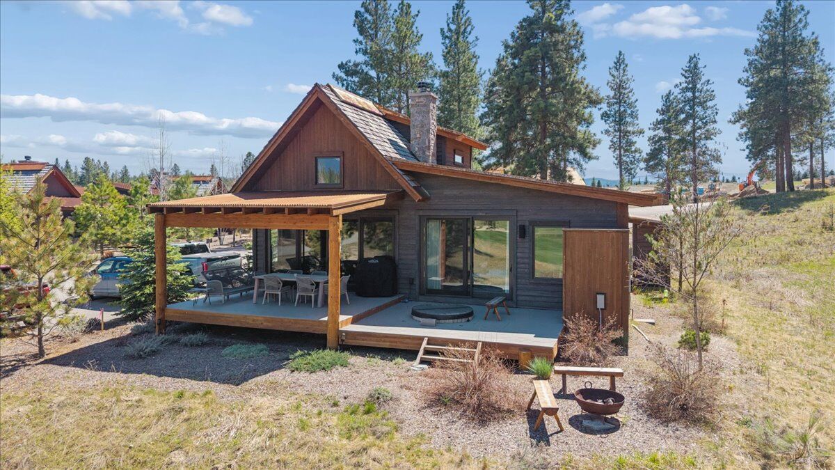 Property Photo:  47 Cottage Lake Lane  MT 59917 