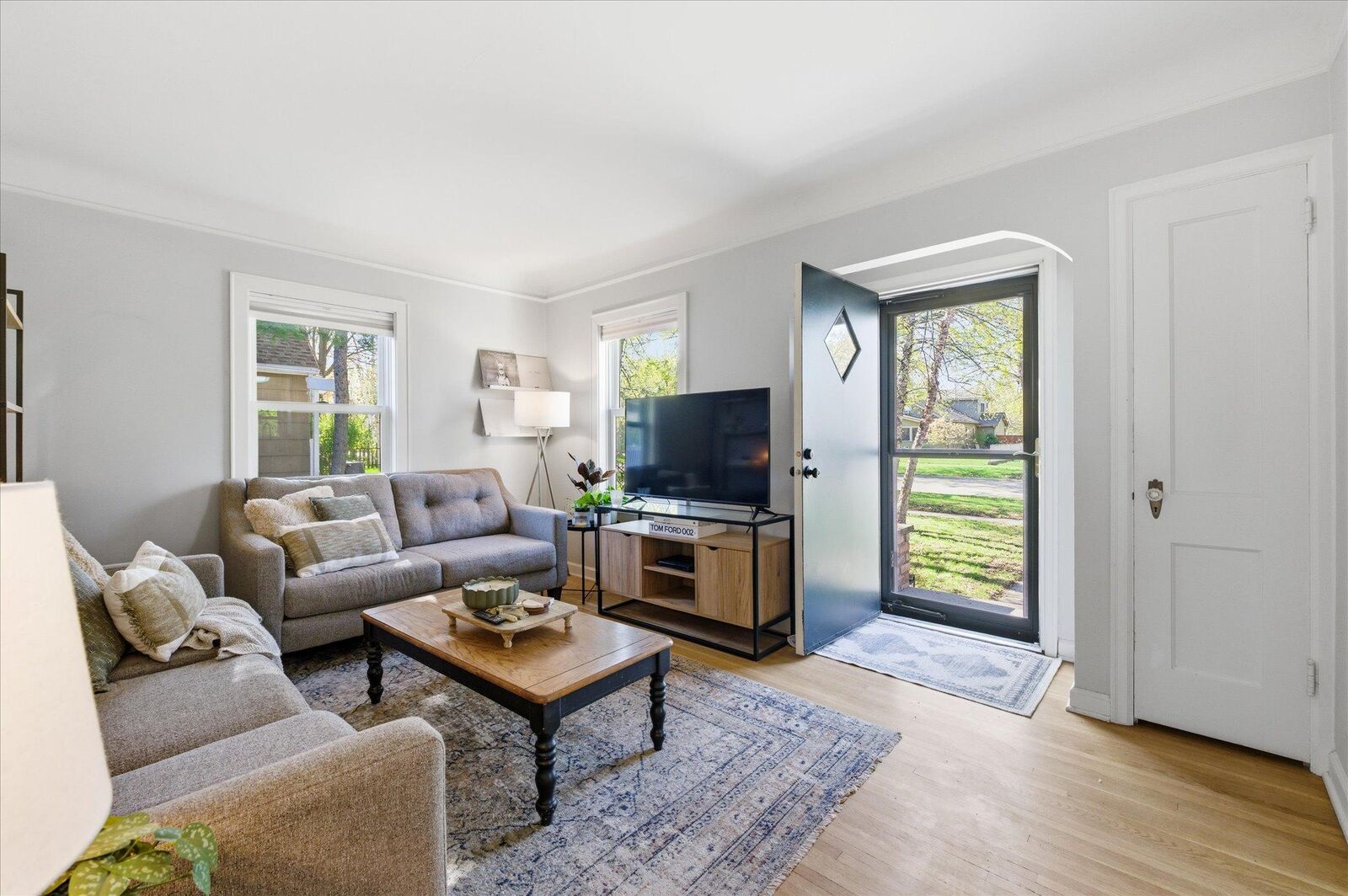 Property Photo: 5912 Goodrich Avenue MN 55416