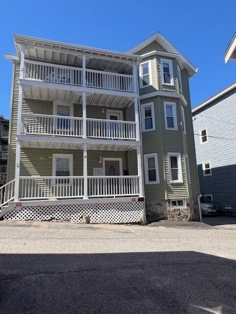 Property Photo: 8 White Ave 2 MA 02467