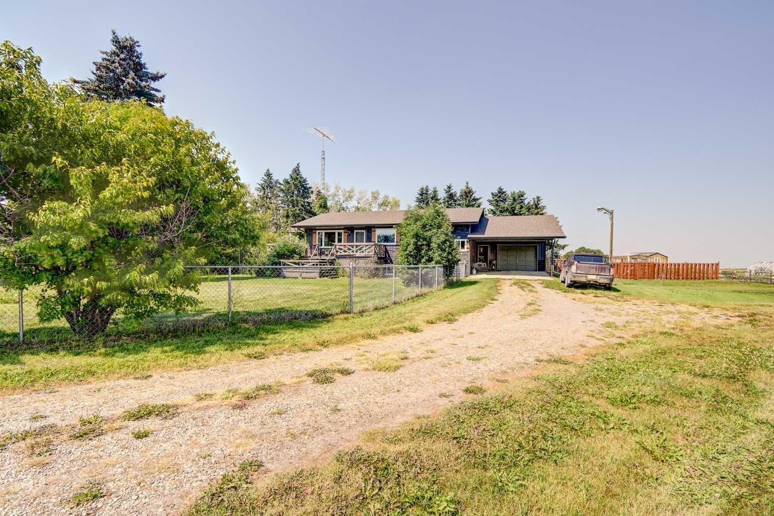 Property Photo: 1342 Township Road 361 10 AB T4G 0H9