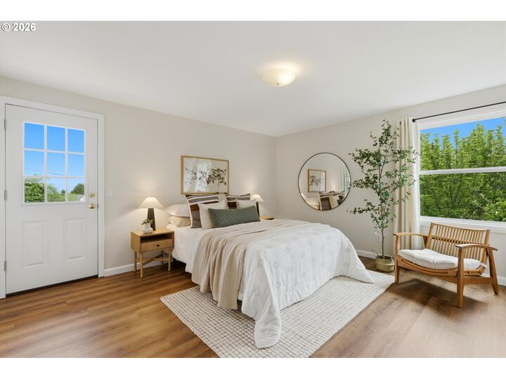 Property Photo:  10055 SW Inez St  OR 97224 