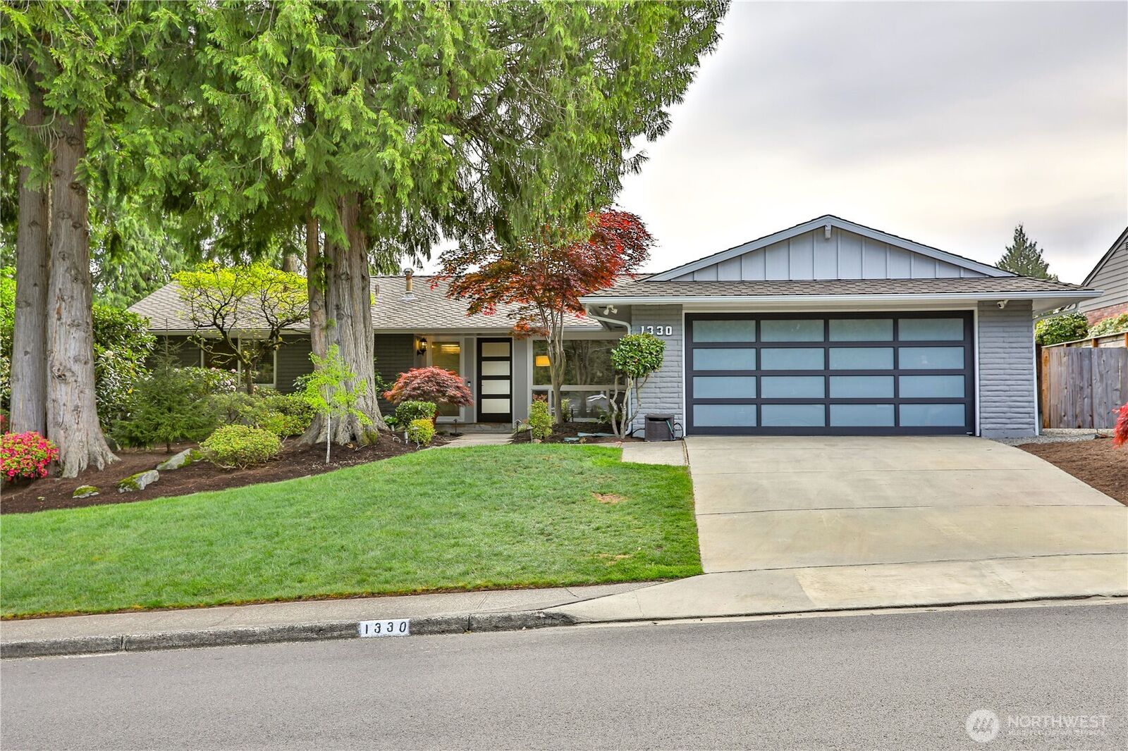 Property Photo:  1330  176th Avenue NE  WA 98008 