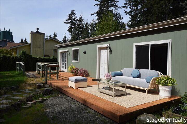 Property Photo:  1707  Ginger Place E  WA 98366 