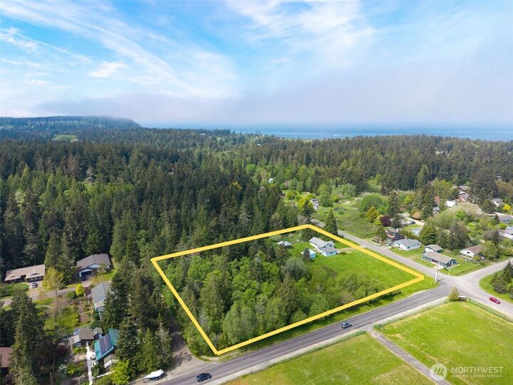 Property Photo: 839 49th Street WA 98368