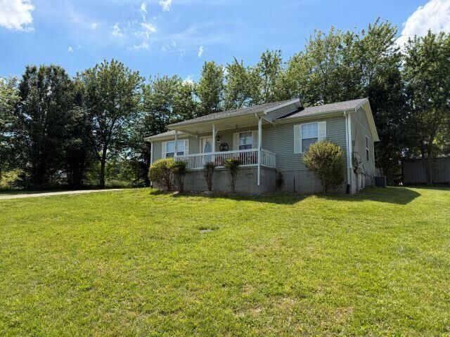 Property Photo:  27 Red Horse Avenue  KY 42164 