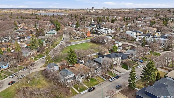 Property Photo: 2543 Garnet Street SK S4P 0J3
