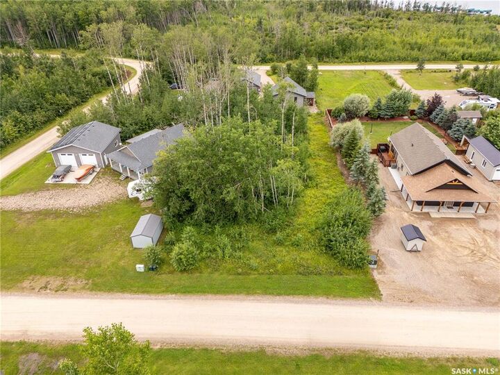 Property Photo:  520 Diamond Willow Drive  SK S0M 1A0 