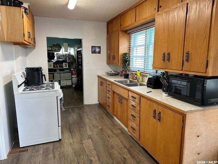 Property Photo:  301 Belfast Street  SK S0C 1W0 