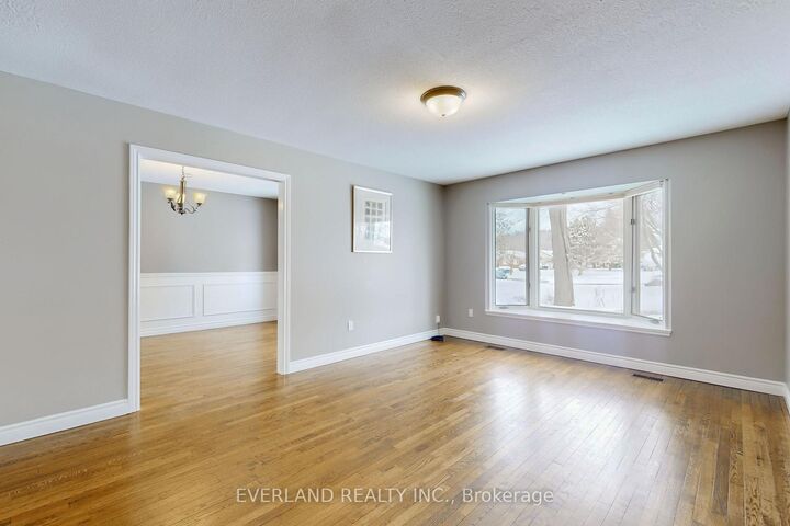 173 Thompson Drive — photo 1