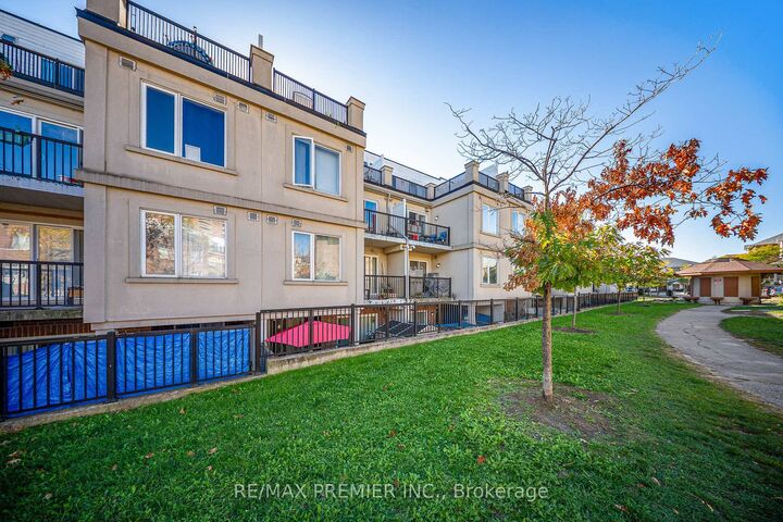 Property Photo: 3033 Finch Avenue 2046 ON M9M 0A3