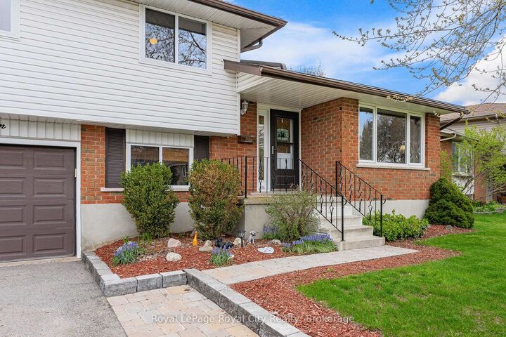 Property Photo: 16 Sanderson Drive ON N1H 6T8