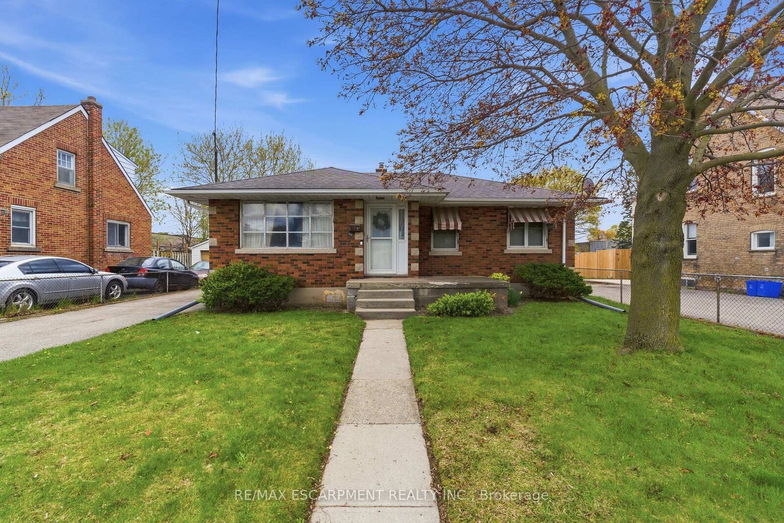 Property Photo: 113 North Park Street ON N3R 4K3