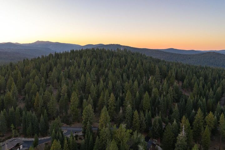 Property Photo: 11494 Alder Hill Road CA 96161