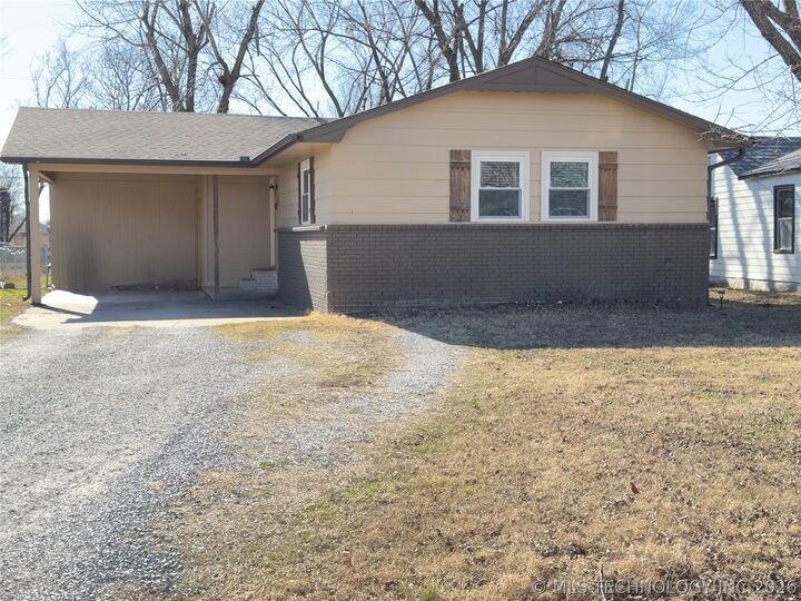 Property Photo:  315 B Street NW  OK 74036 