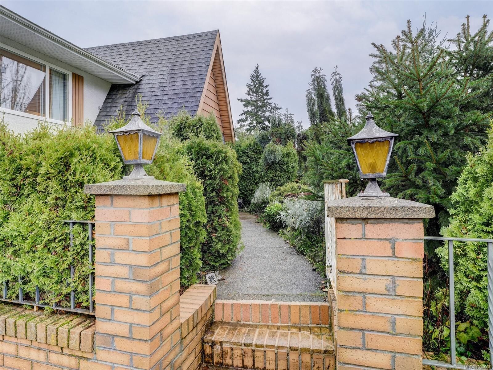 Property Photo: 4231 Interurban Rd BC V9E 2C6