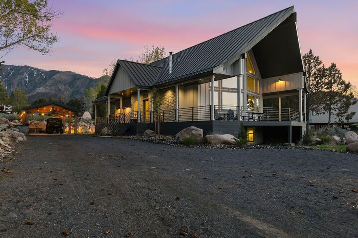 Property Photo:  924 E Spring Creek Ln  UT 84781 