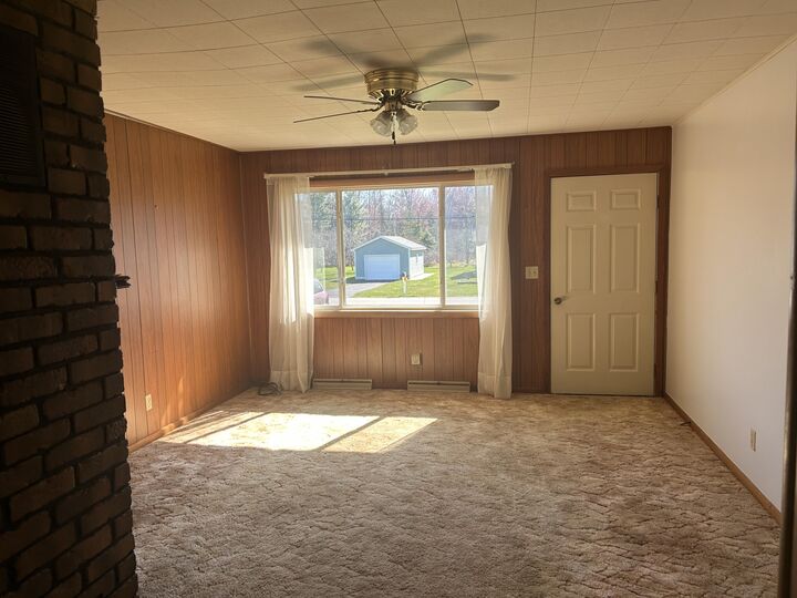 Property Photo:  1068 Hinckley Boulevard  MI 49707 