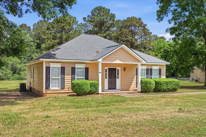 Property Photo: 168 Marlow Lane GA 31721