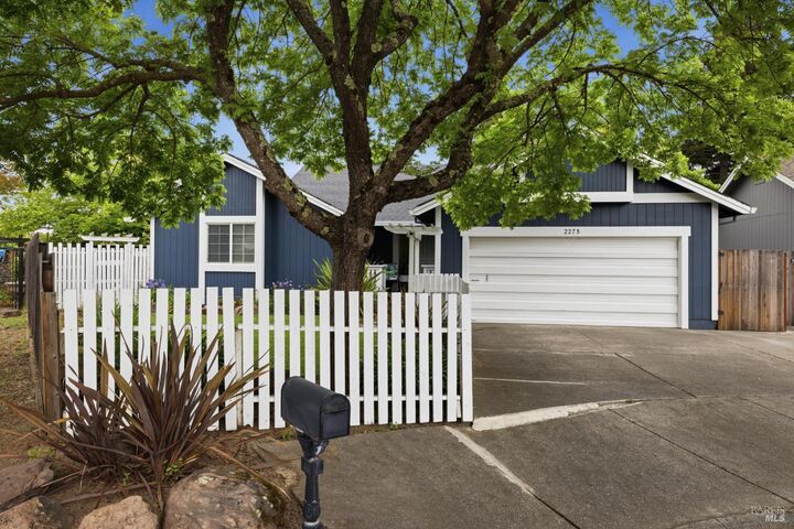 Property Photo:  2273 White Chapel Court  CA 95401 