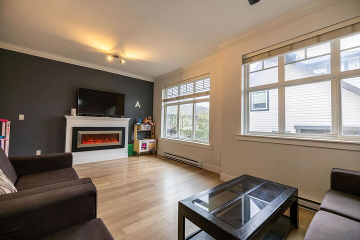 6350 142 Street 7 — photo 1