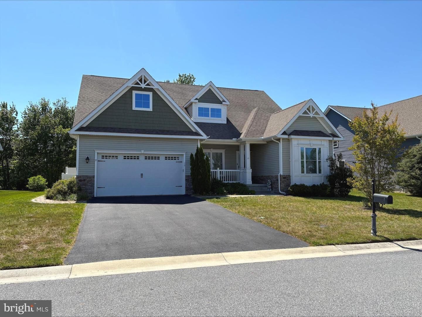 Property Photo:  10 Golden Eagle Drive  DE 19970 