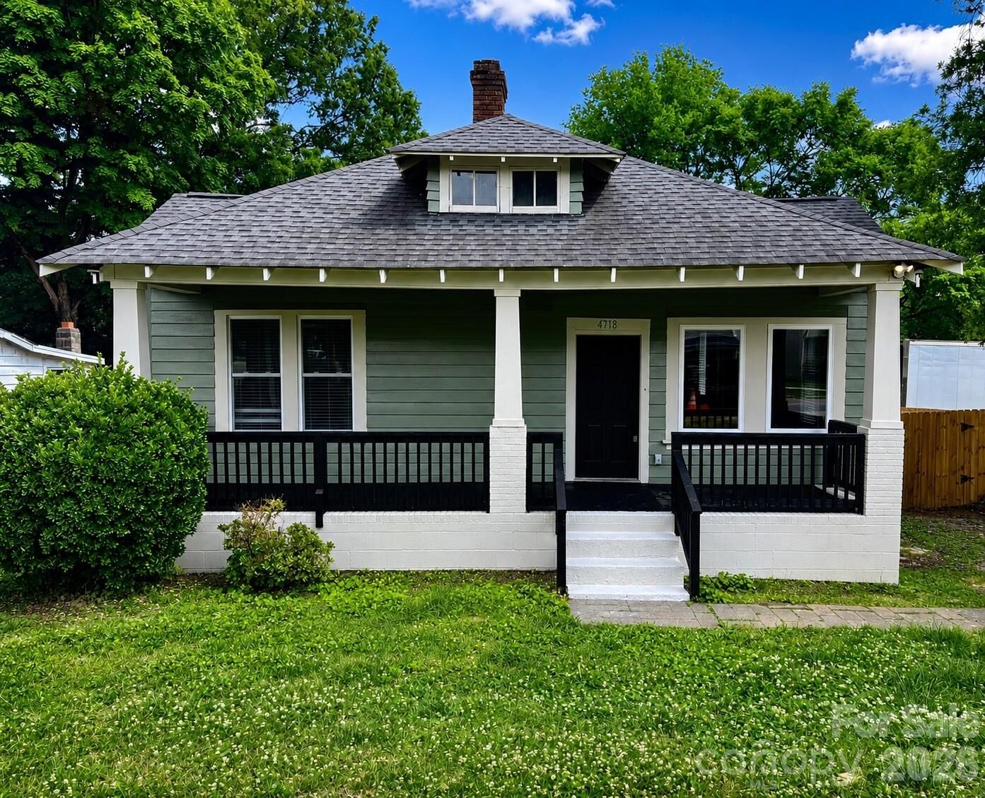 Property Photo: 4118 Glory Street NC 28206