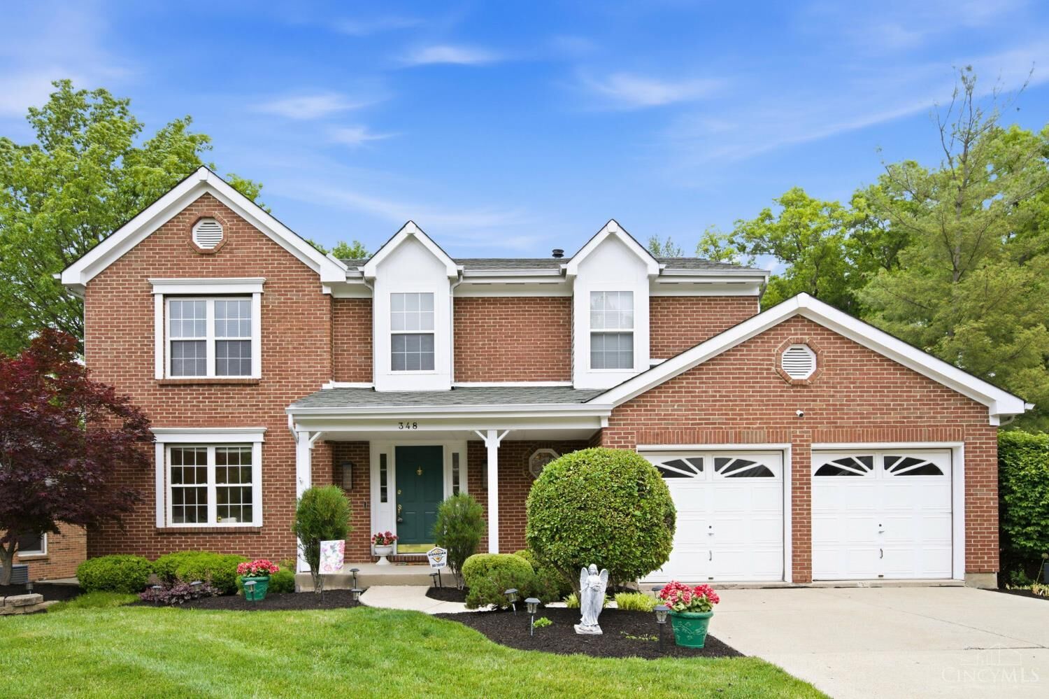 Property Photo:  348 Oakwood Park Drive  OH 45238 
