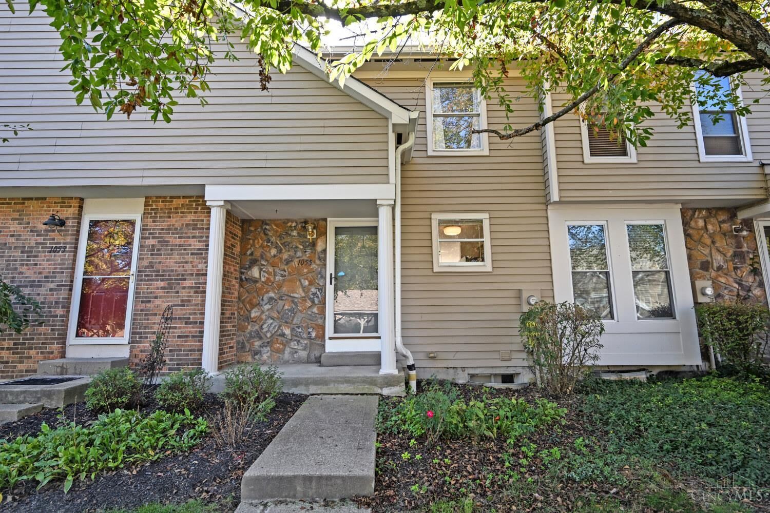 Property Photo: 1055 Stratford Court OH 45140