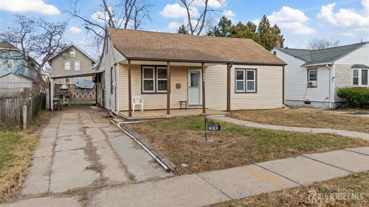 Property Photo:  299 Howard Street  NJ 08901 