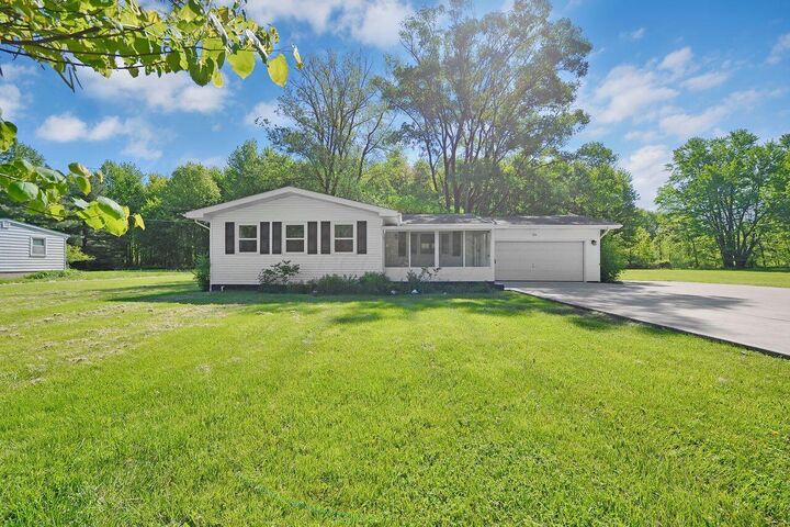 Property Photo:  3543 S State Route 605  OH 43021 