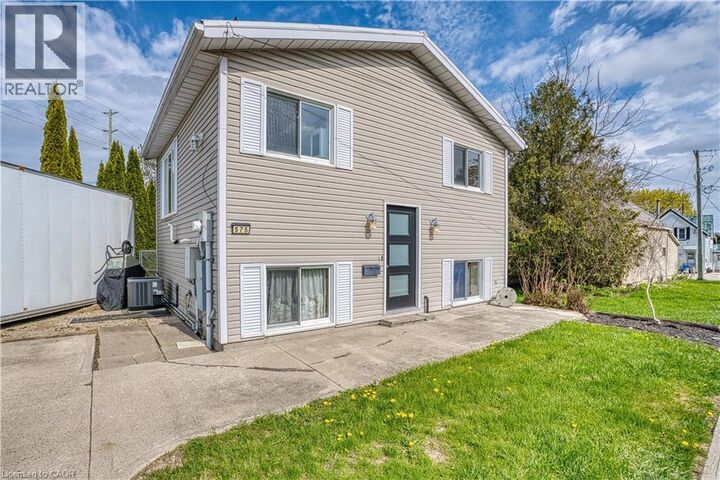 Property Photo:  575 Salisbury Avenue South  ON N4W 1Y8 