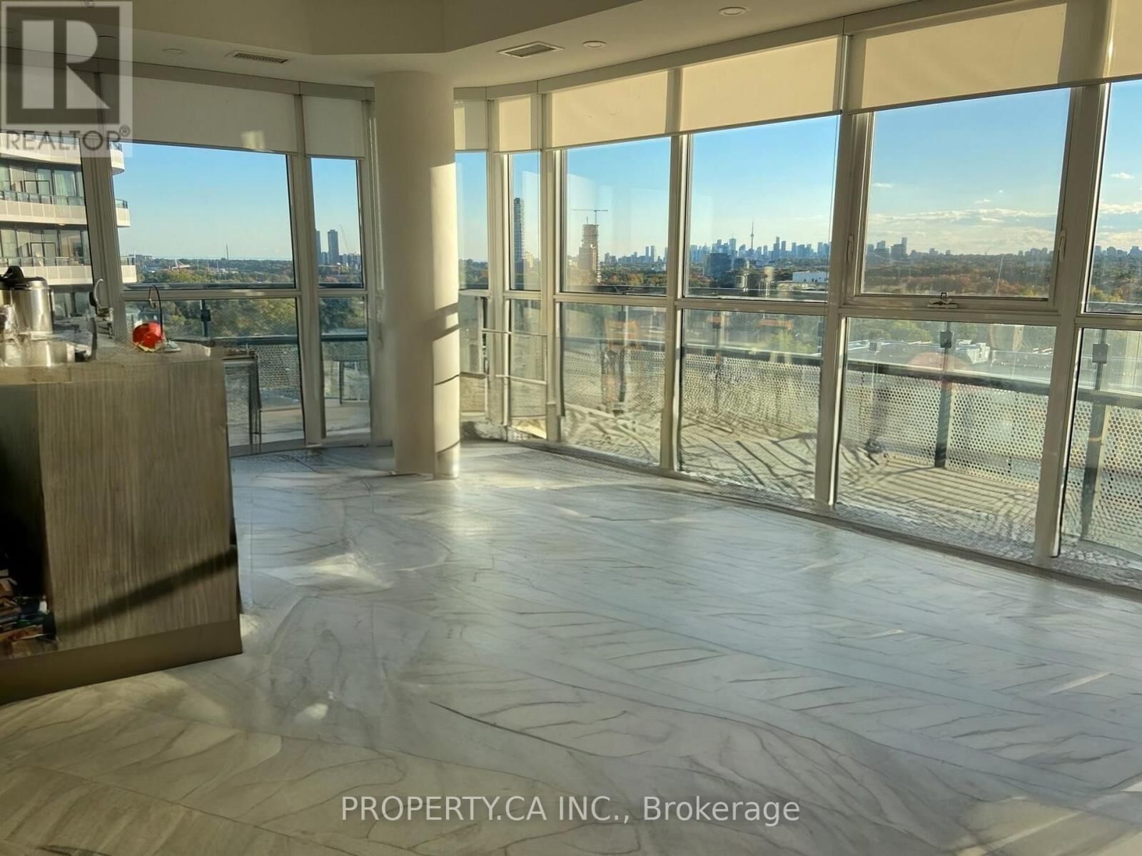 Property Photo:  99 The Donway Way 919  ON M3C 0N8 